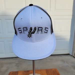 Reebok NBA San Antonio Spurs White Blacj Snapback Hat Cap